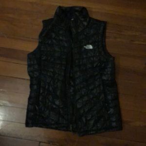 North face vest
